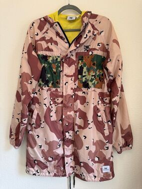 Ethik Clothing Co Camo Hooded Windbreaker Jacket Fishtail Streetwear Unisex M